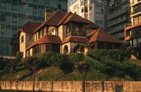primer plano de hermosa casa en Mar del plata