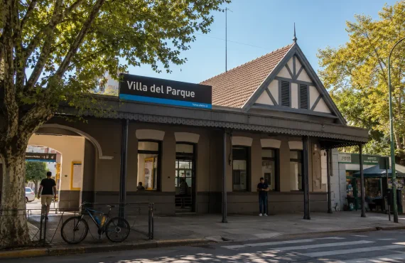Estación de tren villa del parque