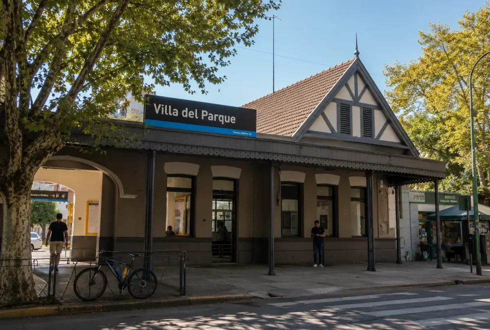Estación de tren villa del parque